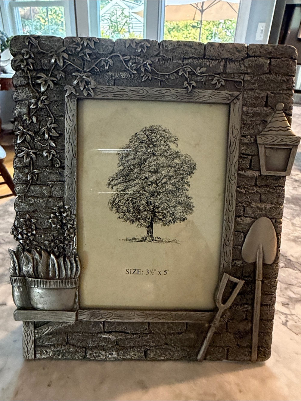 Vintage 1990’s metal Garden-Themed Photo Frame - Silver Stone Finish